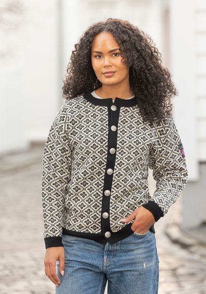 Hovedbilde Elida kofte Hvit/svart