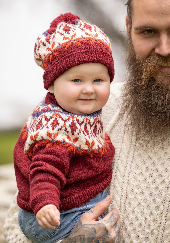 Seidra genser og lue